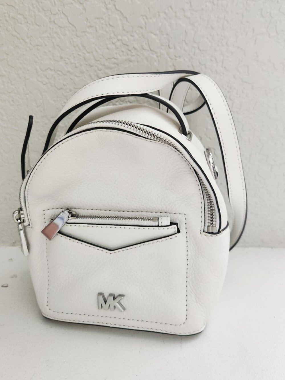 Like New Michael Kors Jessa White Leather Mini Backpack Purse